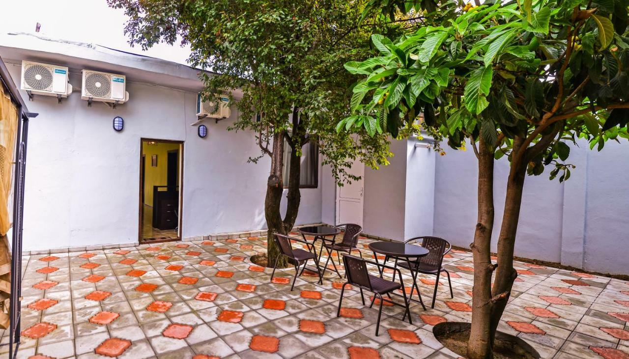 Hotel Garden Tbilisi Eksteriør bilde