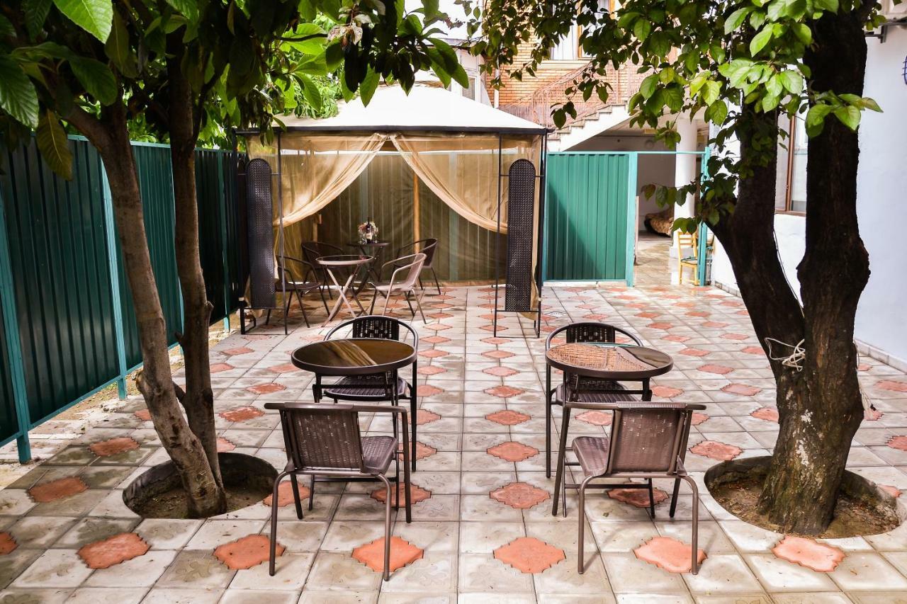 Hotel Garden Tbilisi Eksteriør bilde